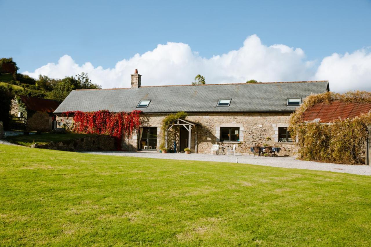 Higher Weddicott Barn Holiday Cottage - Self Catering Чаґфорд Екстер'єр фото