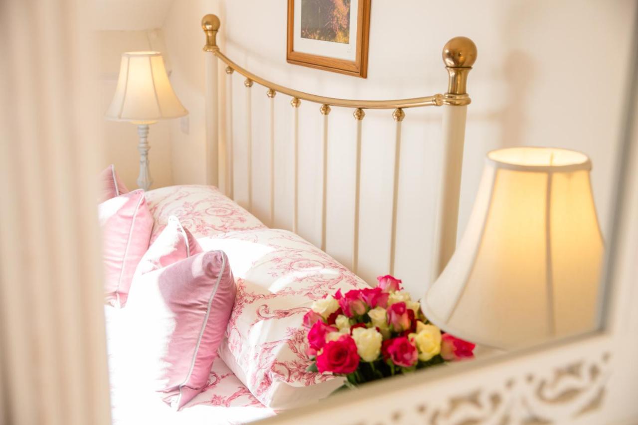 Higher Weddicott Barn Holiday Cottage - Self Catering Чаґфорд Екстер'єр фото