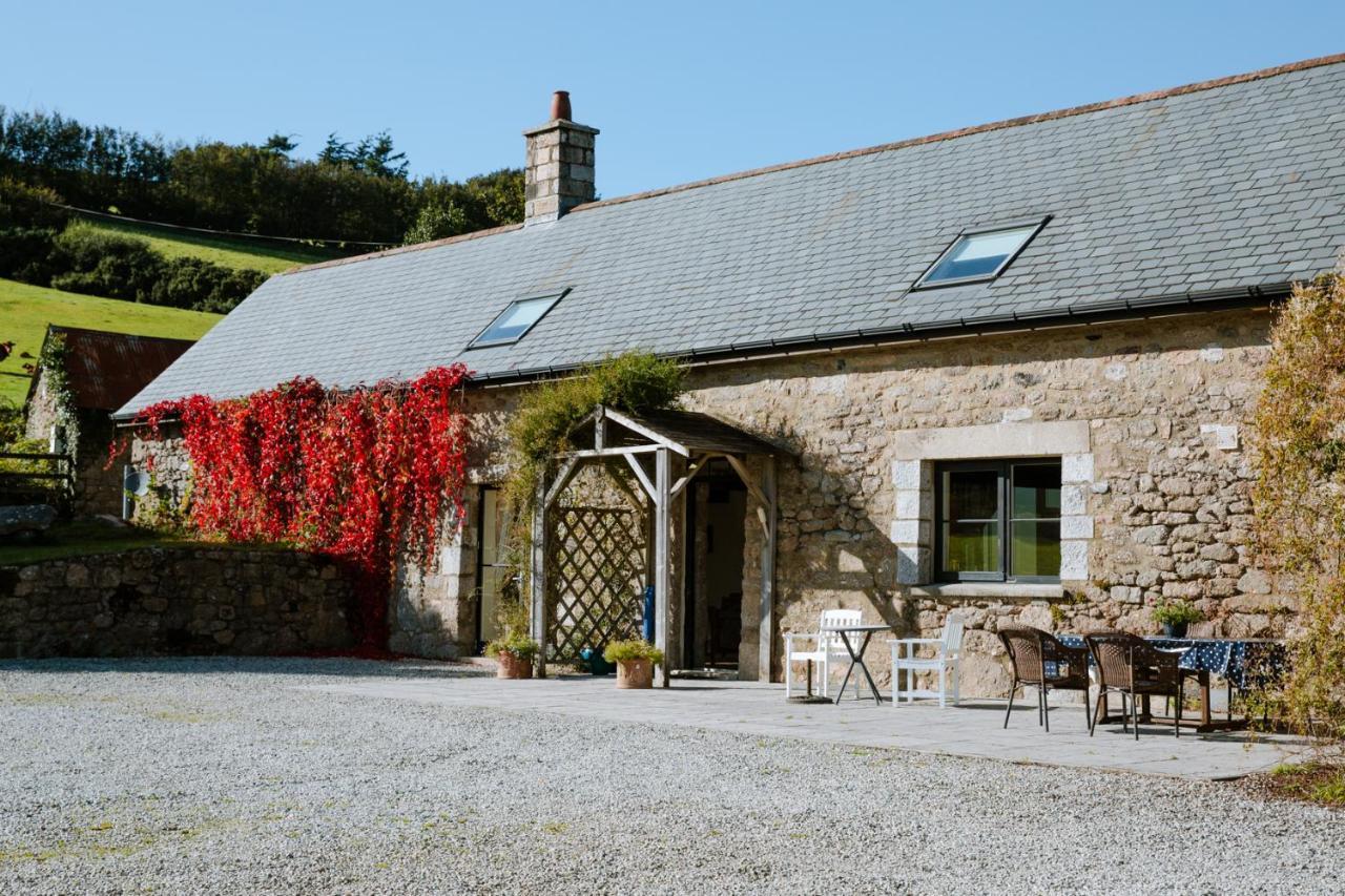 Higher Weddicott Barn Holiday Cottage - Self Catering Чаґфорд Екстер'єр фото