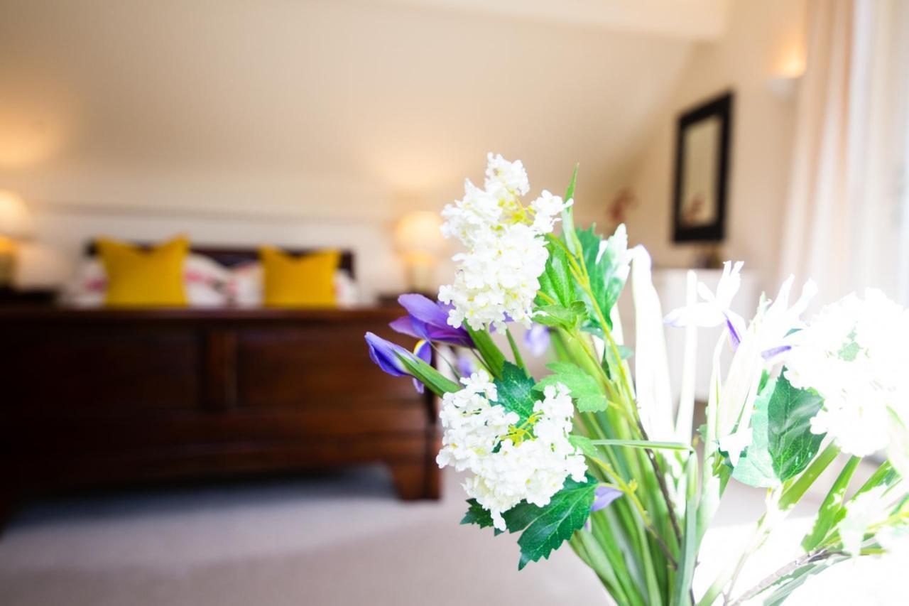 Higher Weddicott Barn Holiday Cottage - Self Catering Чаґфорд Екстер'єр фото