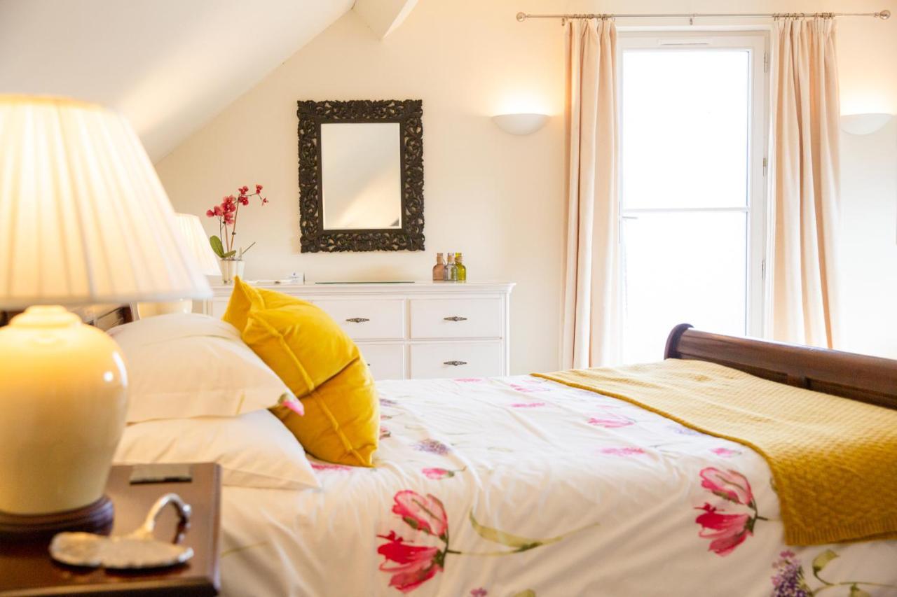 Higher Weddicott Barn Holiday Cottage - Self Catering Чаґфорд Екстер'єр фото