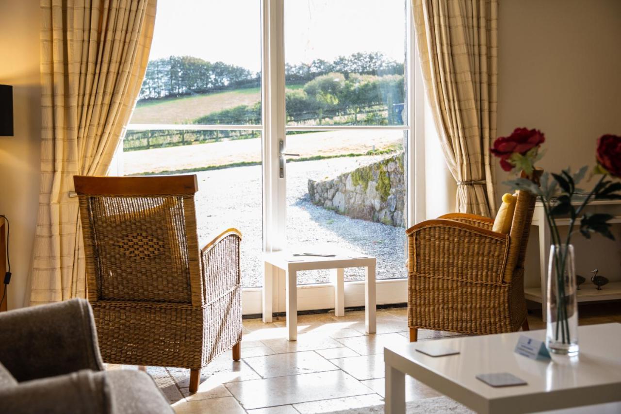 Higher Weddicott Barn Holiday Cottage - Self Catering Чаґфорд Екстер'єр фото