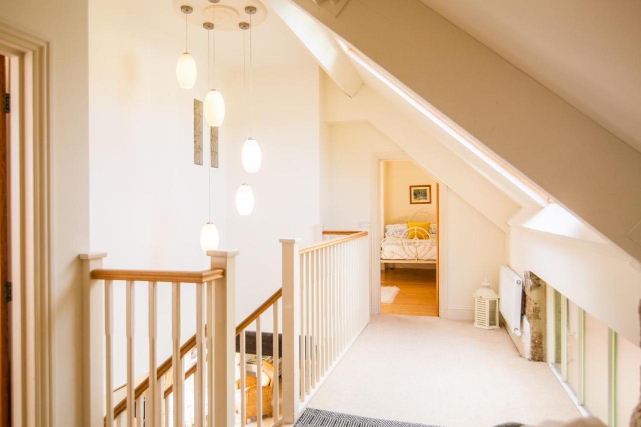 Higher Weddicott Barn Holiday Cottage - Self Catering Чаґфорд Екстер'єр фото